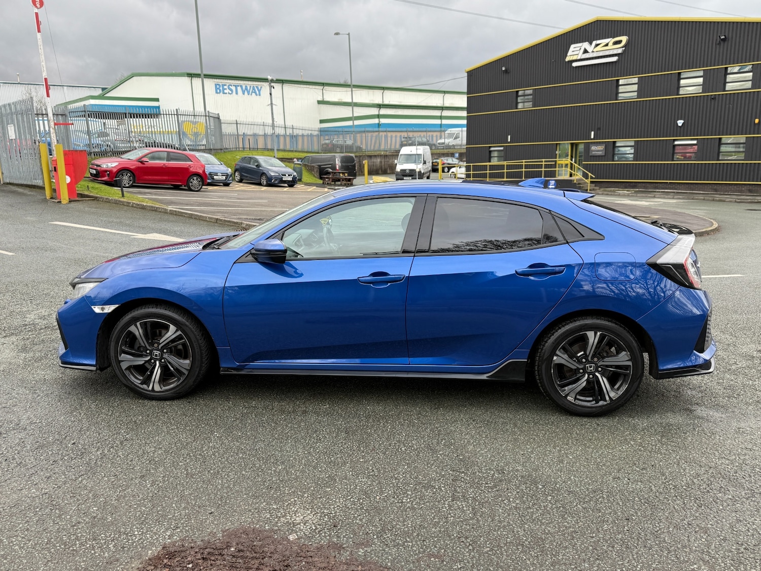 Used Honda Civic 2017 for sale - 77529762: Photo 6