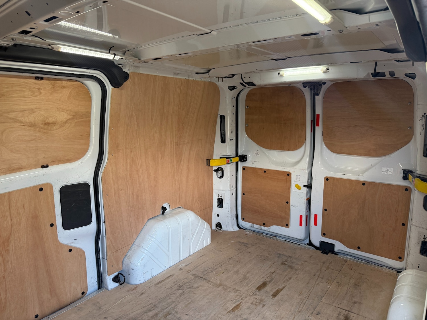 Used Ford Transit Custom 2017 for sale - 77088110: Photo 14