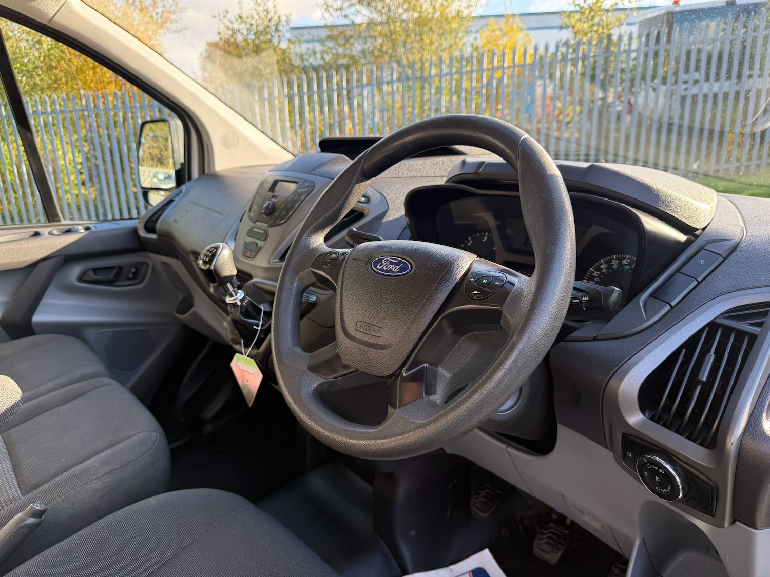 Used Ford Transit Custom 2017 for sale - 77088110: Photo 25