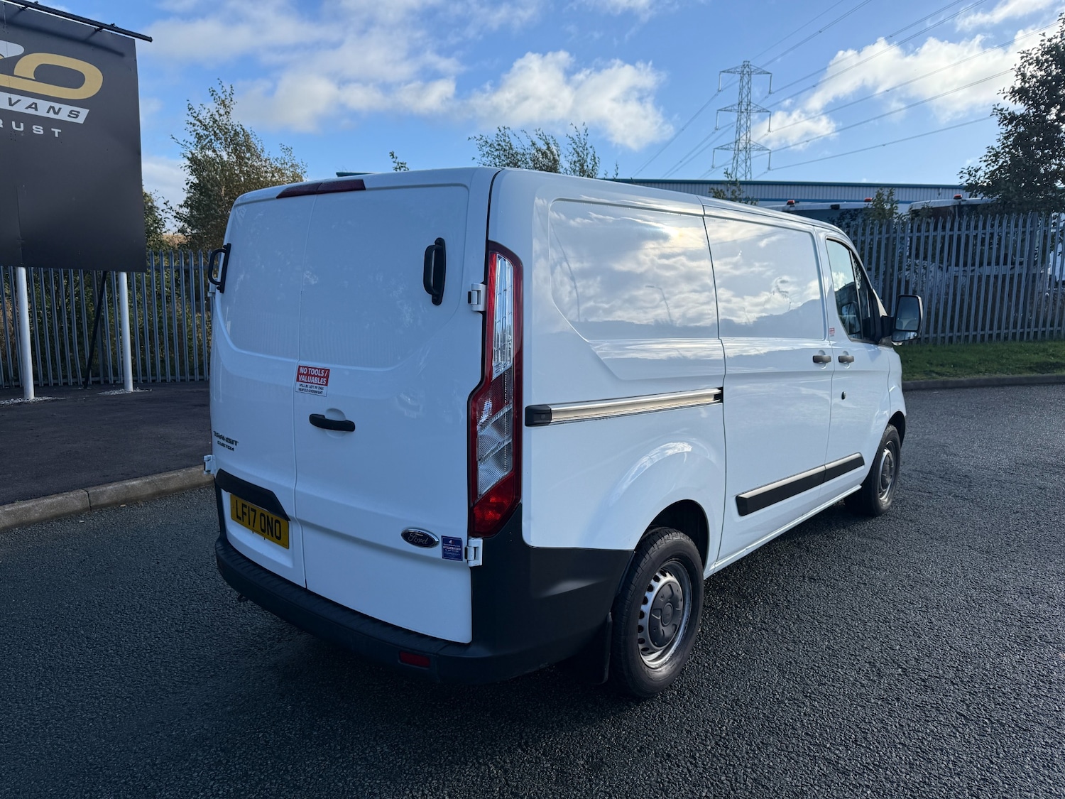 Used Ford Transit Custom 2017 for sale - 77088110: Photo 3