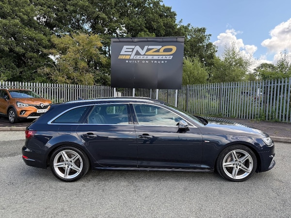 Used Audi A4 2017 for sale - 75726595: Photo 2