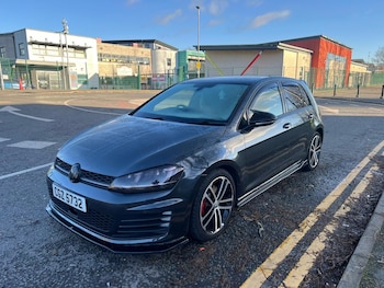 Used Volkswagen Golf 2016 for sale - 76738621: Photo