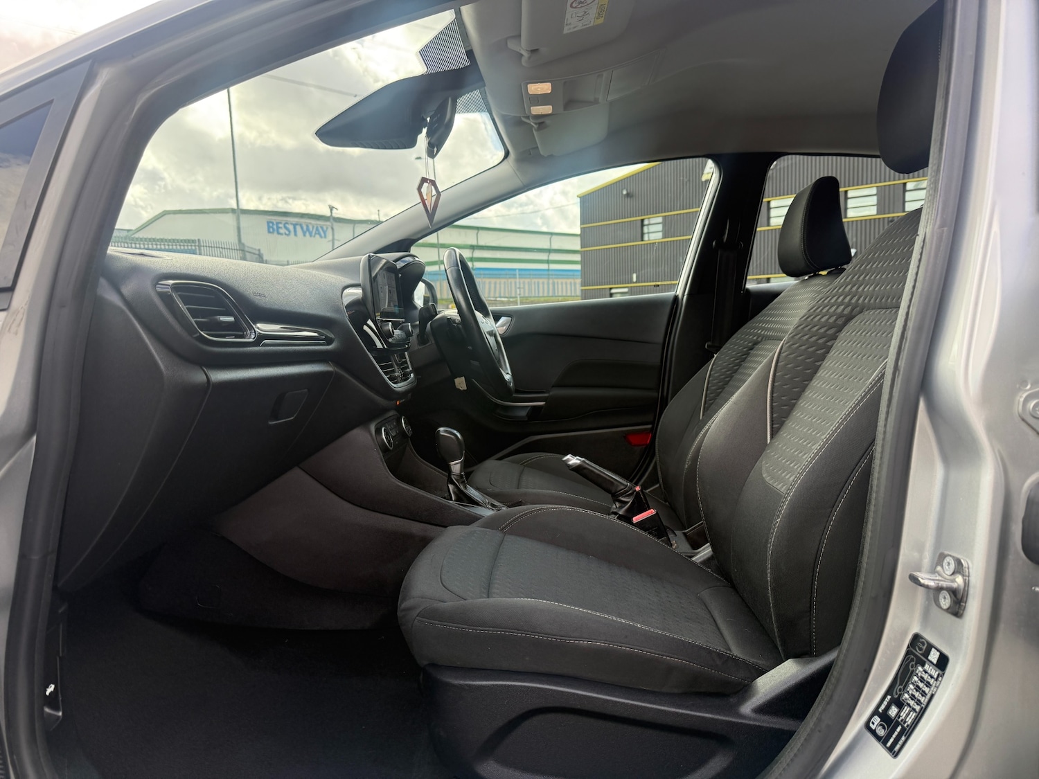 Used Ford Fiesta 2017 for sale - 78143714: Photo 17