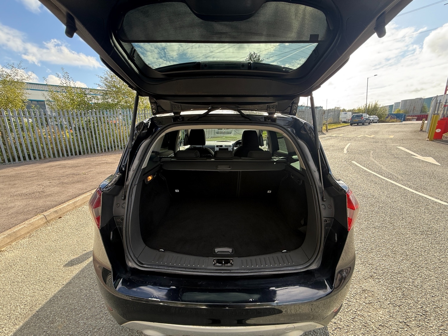 Used Ford Kuga 2010 for sale - 76117224: Photo 11