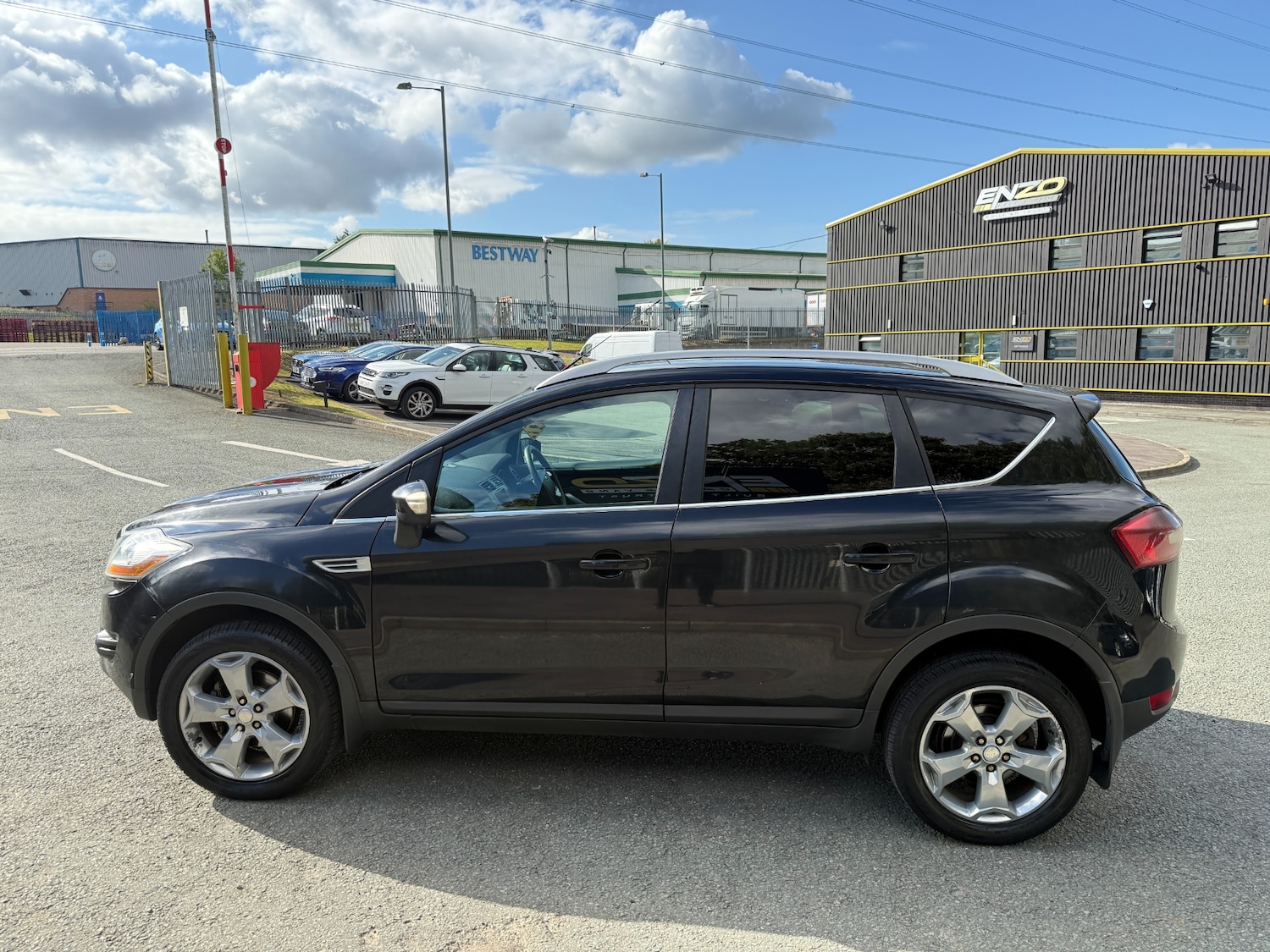 Used Ford Kuga 2010 for sale - 76117224: Photo 6