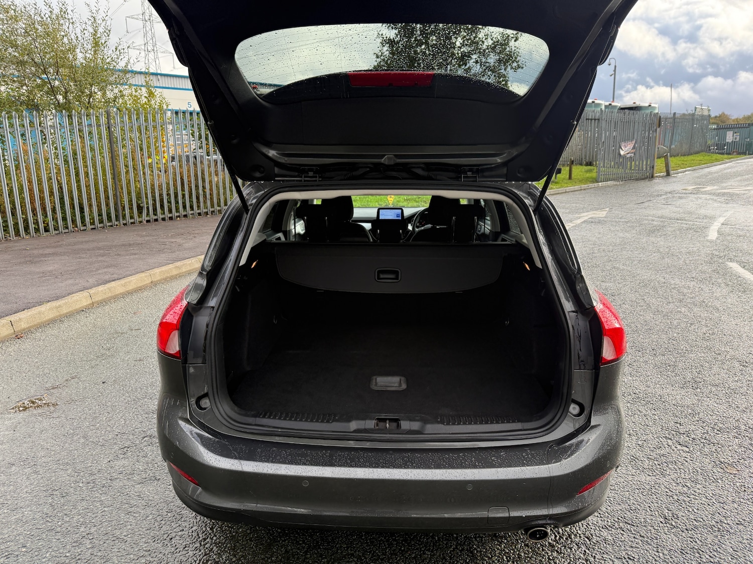 Used Ford Focus 2019 for sale - 76382623: Photo 11