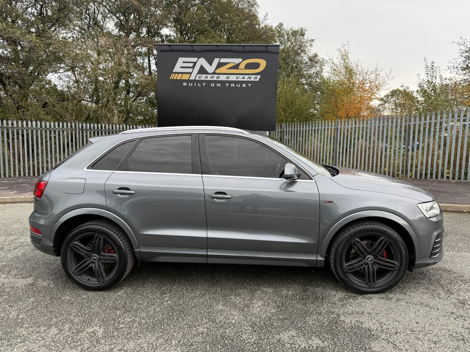 Used Audi Q3 2016 for sale - 76507690: Photo 2