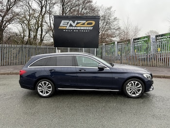 Used Mercedes-Benz C Class 2018 for sale - 77543817: Photo