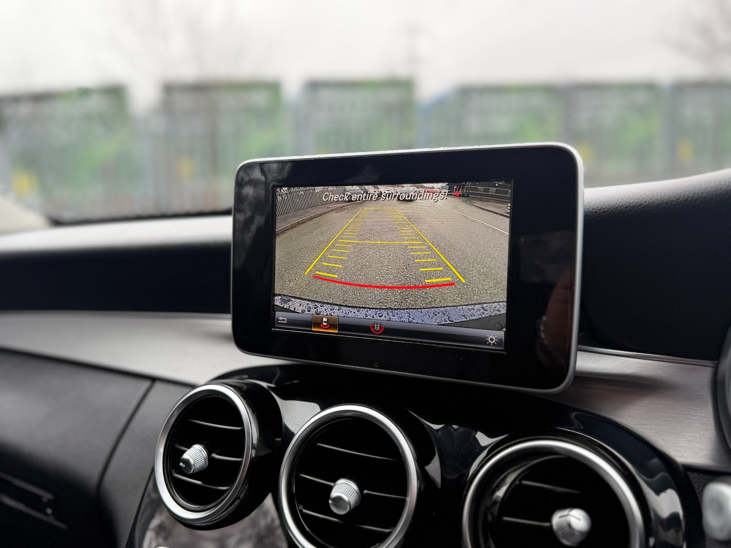 Used Mercedes-Benz C Class 2018 for sale - 77543817: Photo 32