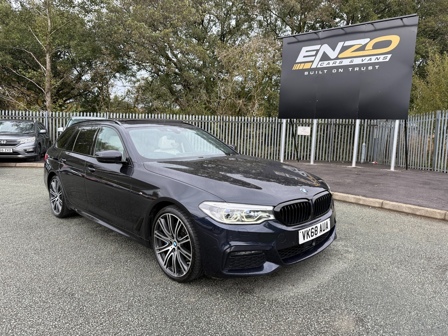 Used BMW 5 Series 2018 for sale - 76178130: Photo 1