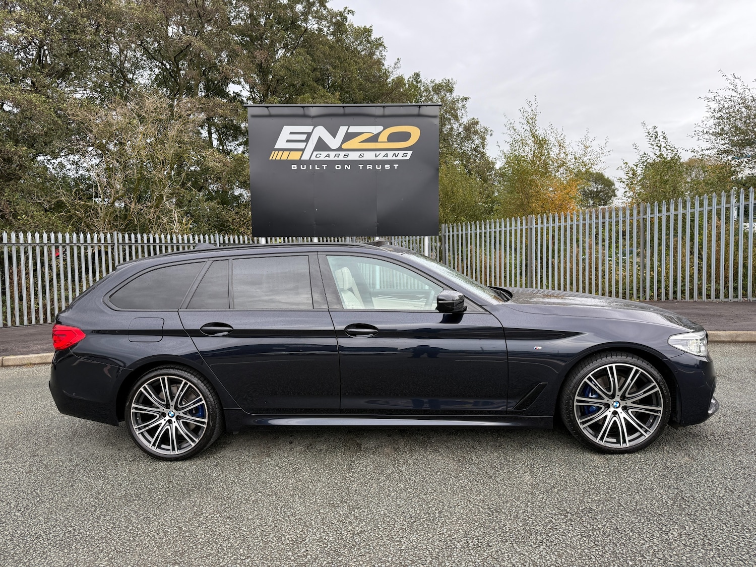 Used BMW 5 Series 2018 for sale - 76178130: Photo 2