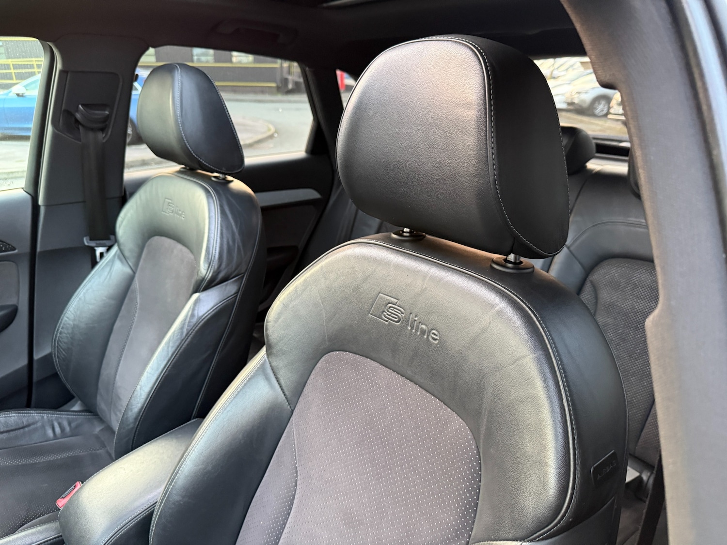 Used Audi Q3 2012 for sale - 77998431: Photo 13