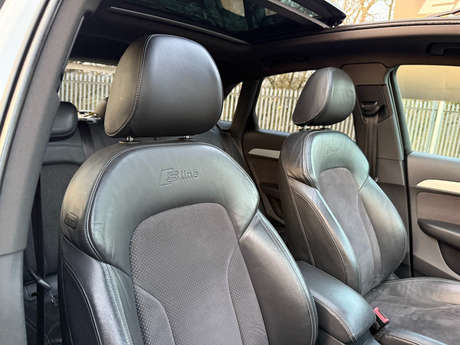 Used Audi Q3 2012 for sale - 77998431: Photo 23