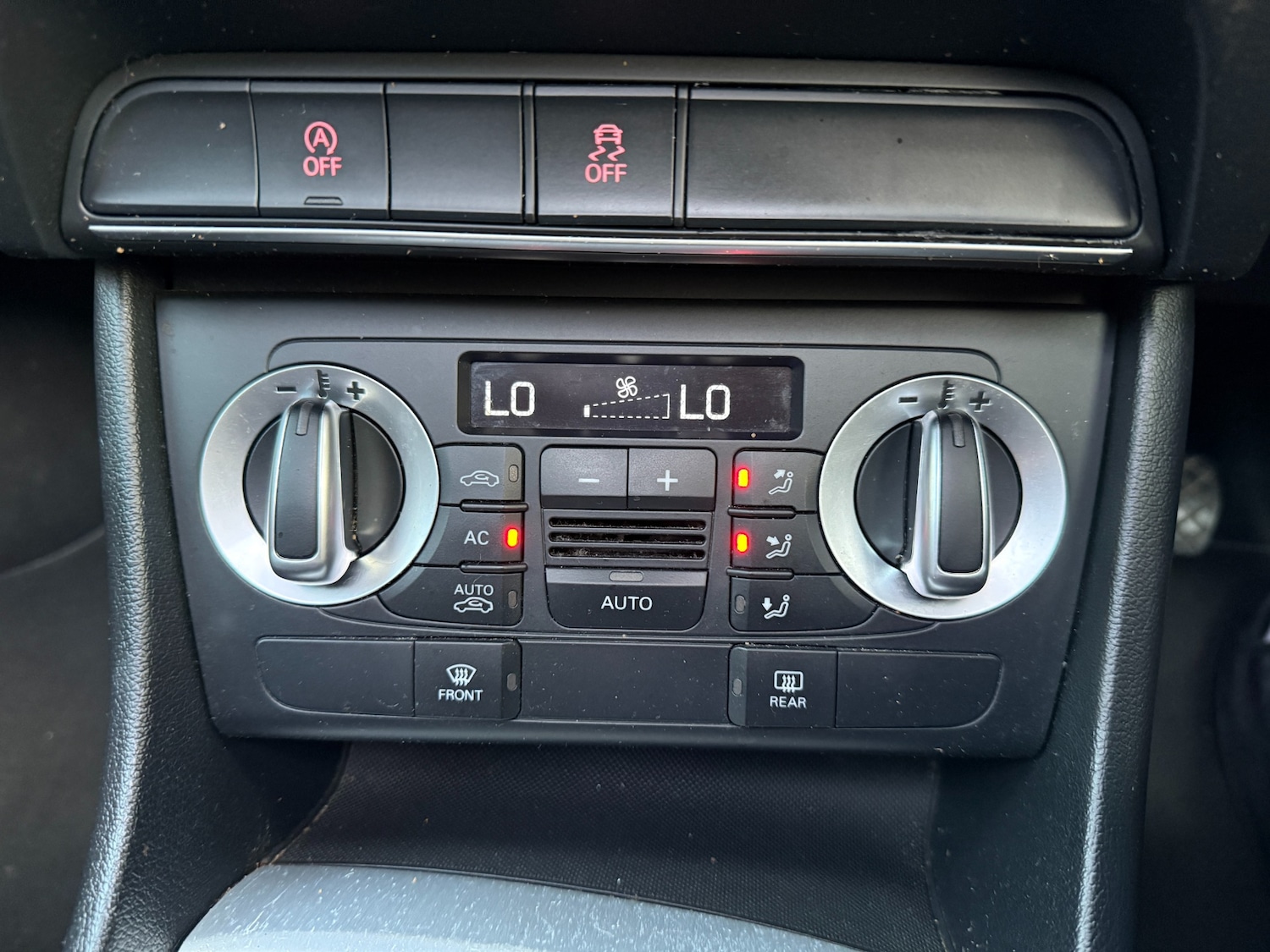 Used Audi Q3 2012 for sale - 77998431: Photo 28