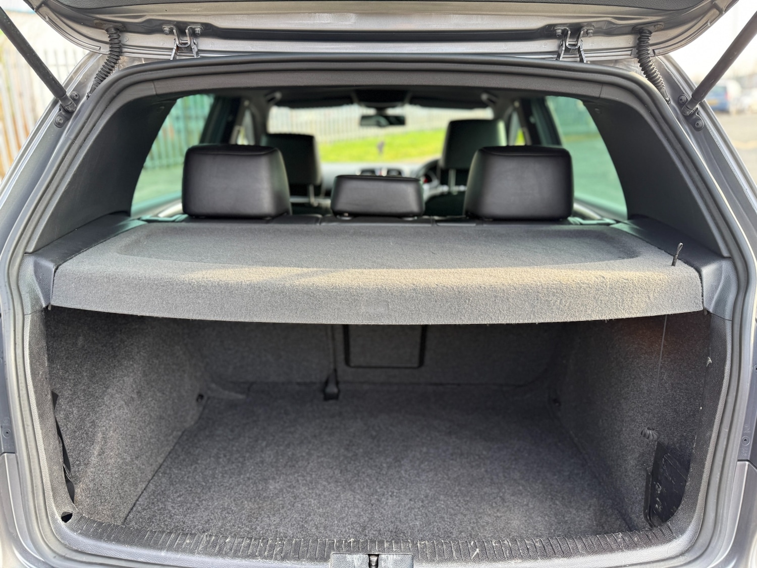 Used Volkswagen Golf 2012 for sale - 77950559: Photo 16