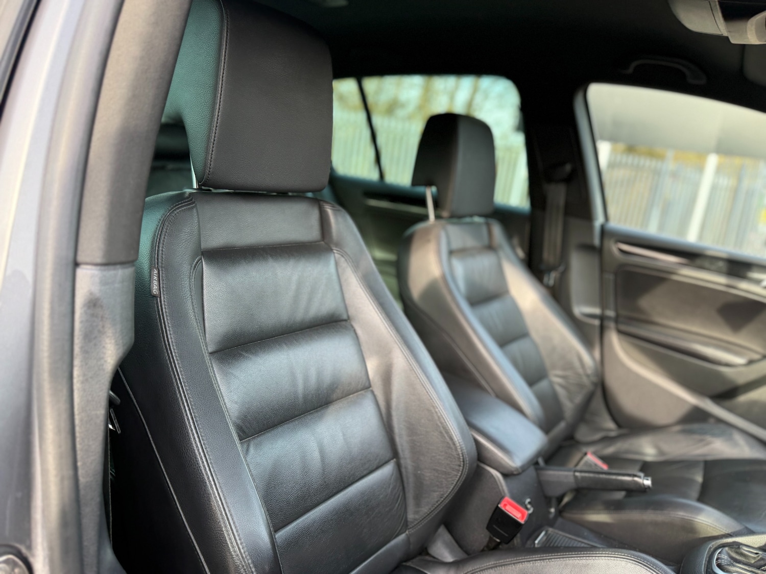 Used Volkswagen Golf 2012 for sale - 77950559: Photo 23