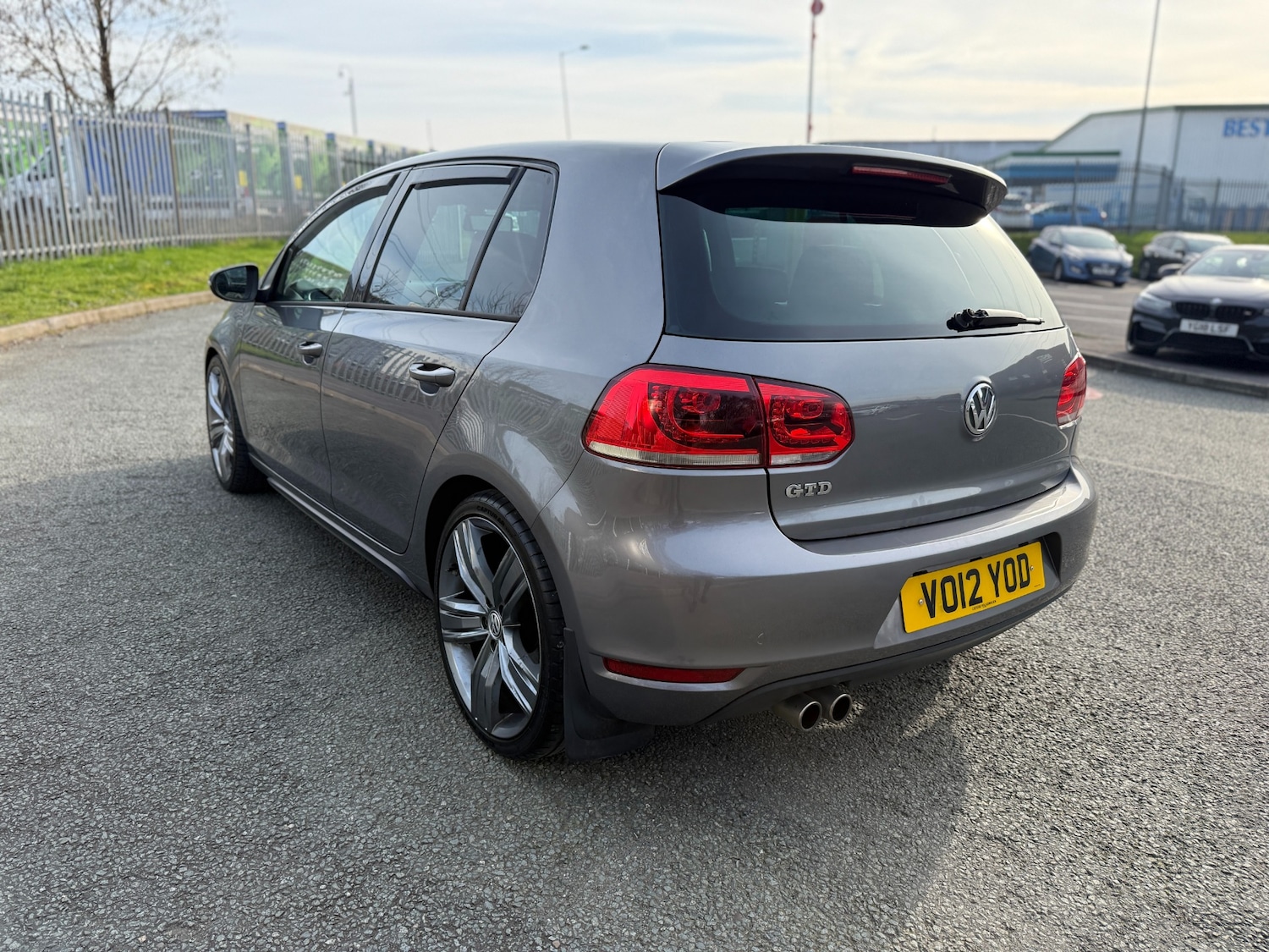 Used Volkswagen Golf 2012 for sale - 77950559: Photo 6