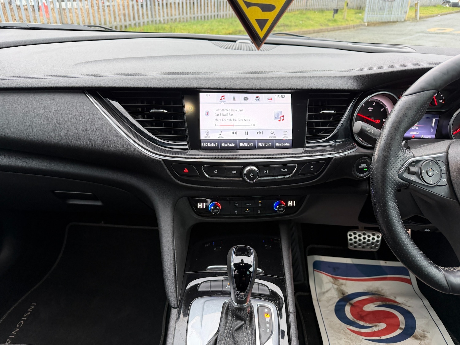 Used Vauxhall Insignia 2017 for sale - 77501560: Photo 12