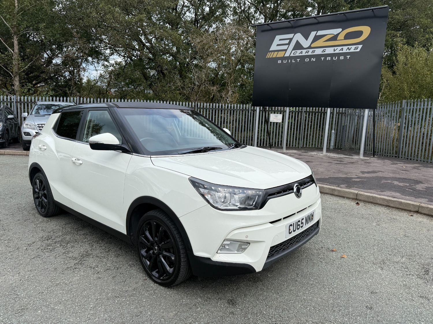 Used Ssangyong Tivoli 2015 for sale - 76382677: Photo 1