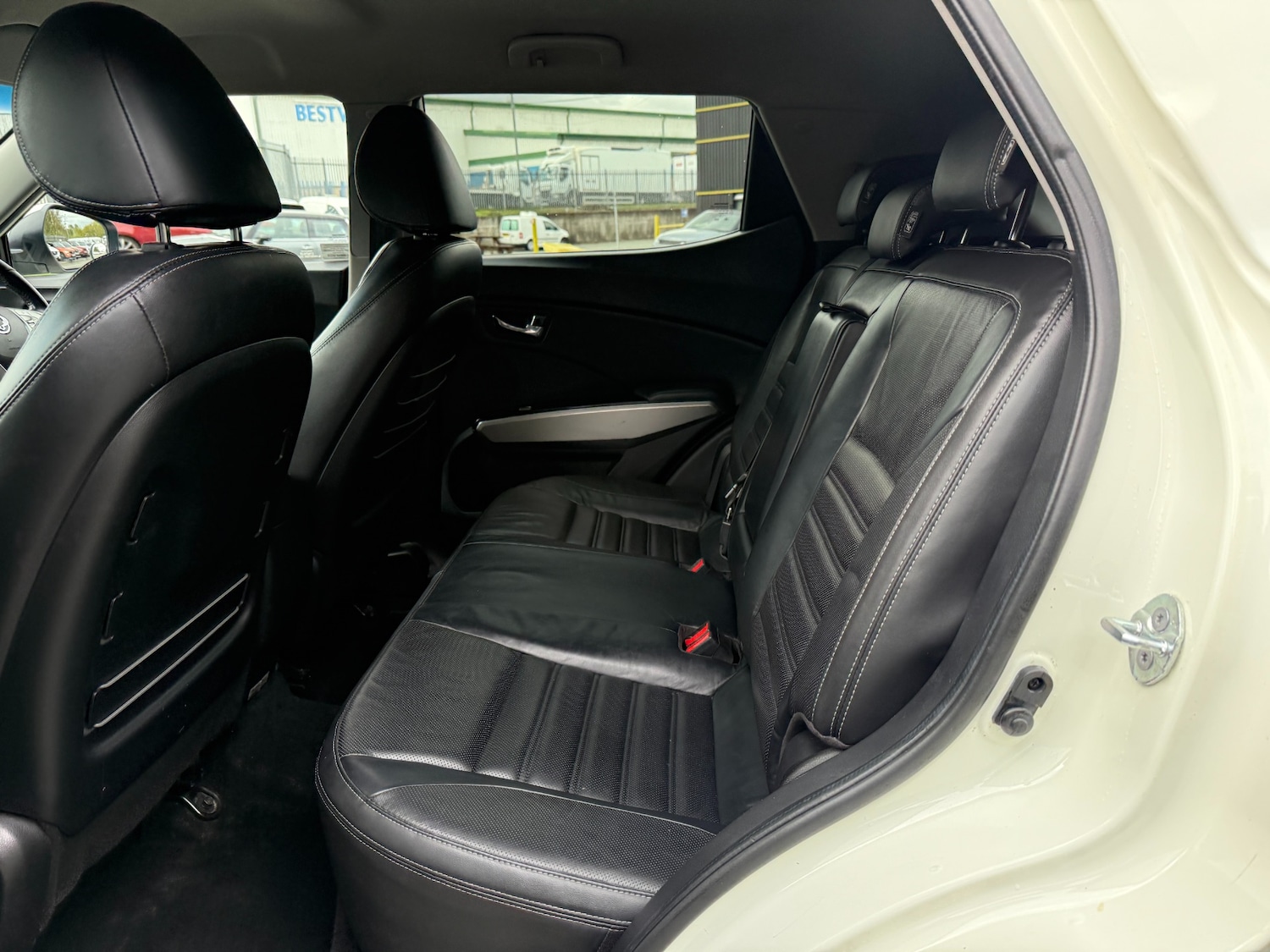 Used Ssangyong Tivoli 2015 for sale - 76382677: Photo 11