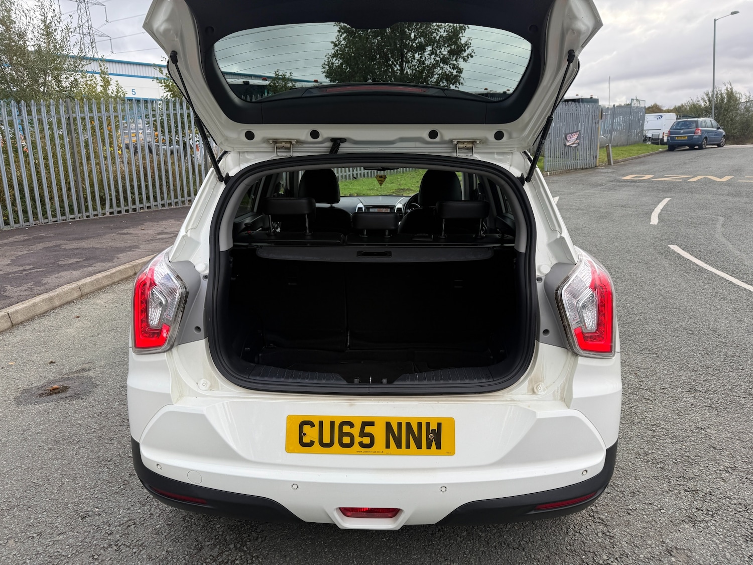 Used Ssangyong Tivoli 2015 for sale - 76382677: Photo 12