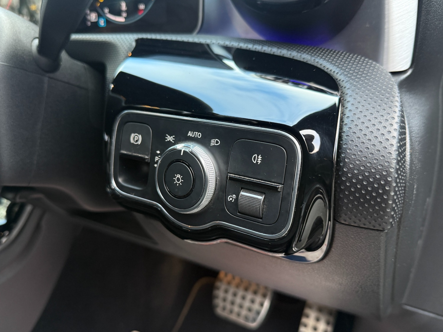 Used Mercedes-Benz CLA 2019 for sale - 77324521: Photo 31