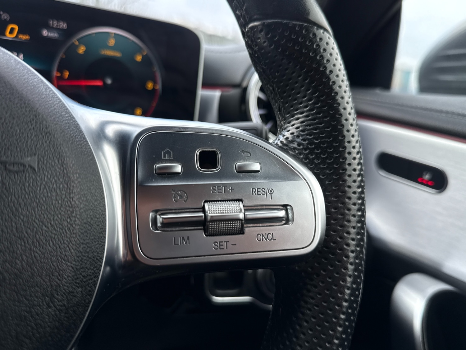 Used Mercedes-Benz CLA 2019 for sale - 77324521: Photo 46