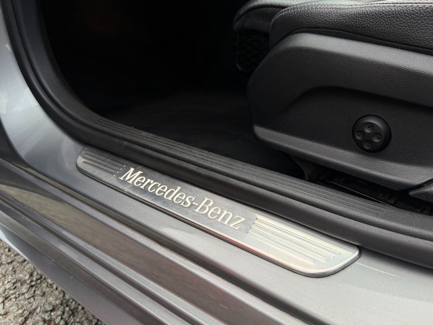 Used Mercedes-Benz C Class 2015 for sale - 76918728: Photo 14