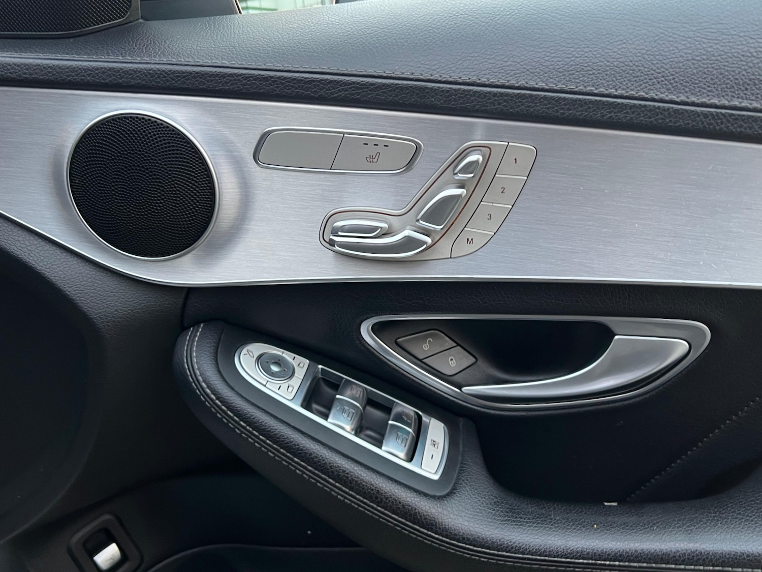 Used Mercedes-Benz C Class 2015 for sale - 76918728: Photo 31