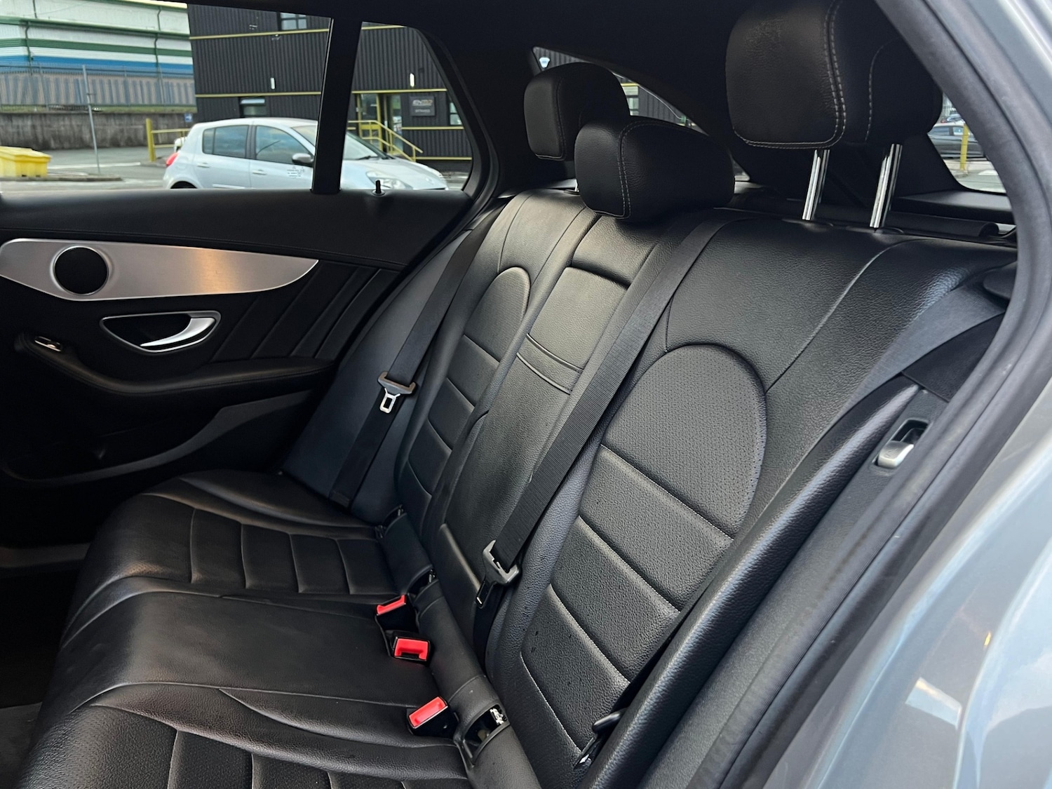 Used Mercedes-Benz C Class 2015 for sale - 76918728: Photo 42