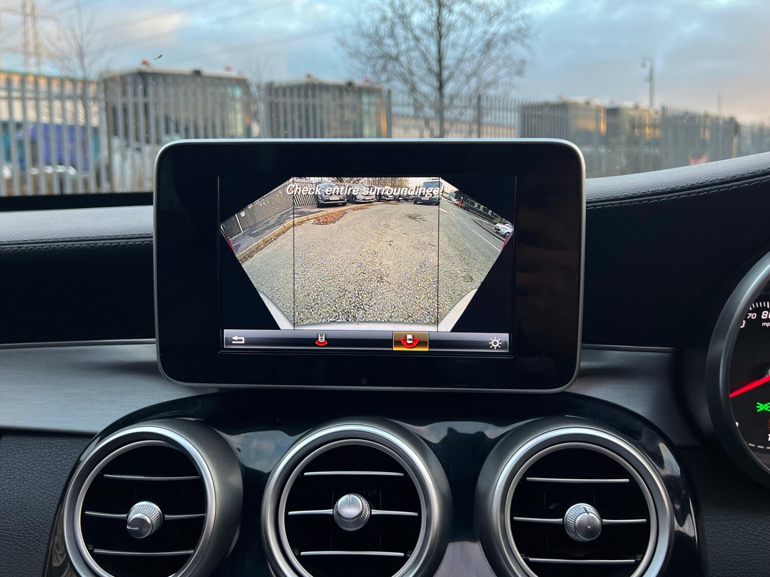 Used Mercedes-Benz C Class 2015 for sale - 76918728: Photo 43