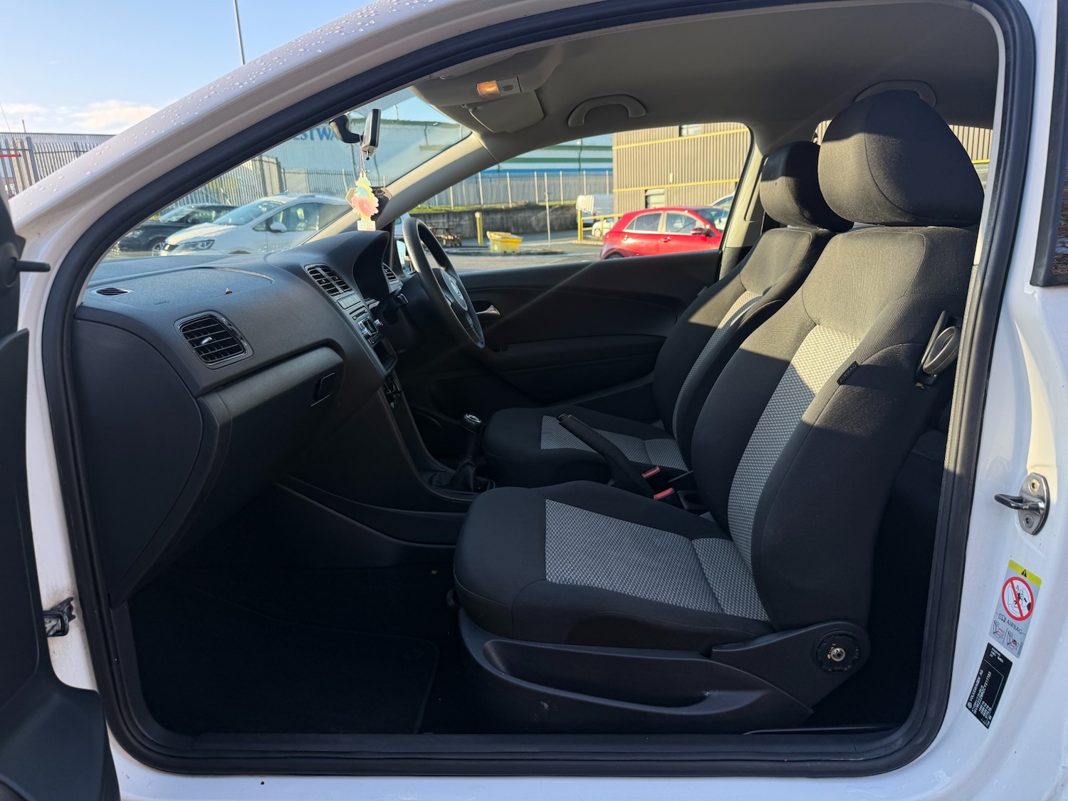 Used Volkswagen Polo 2012 for sale - 76757191: Photo 10