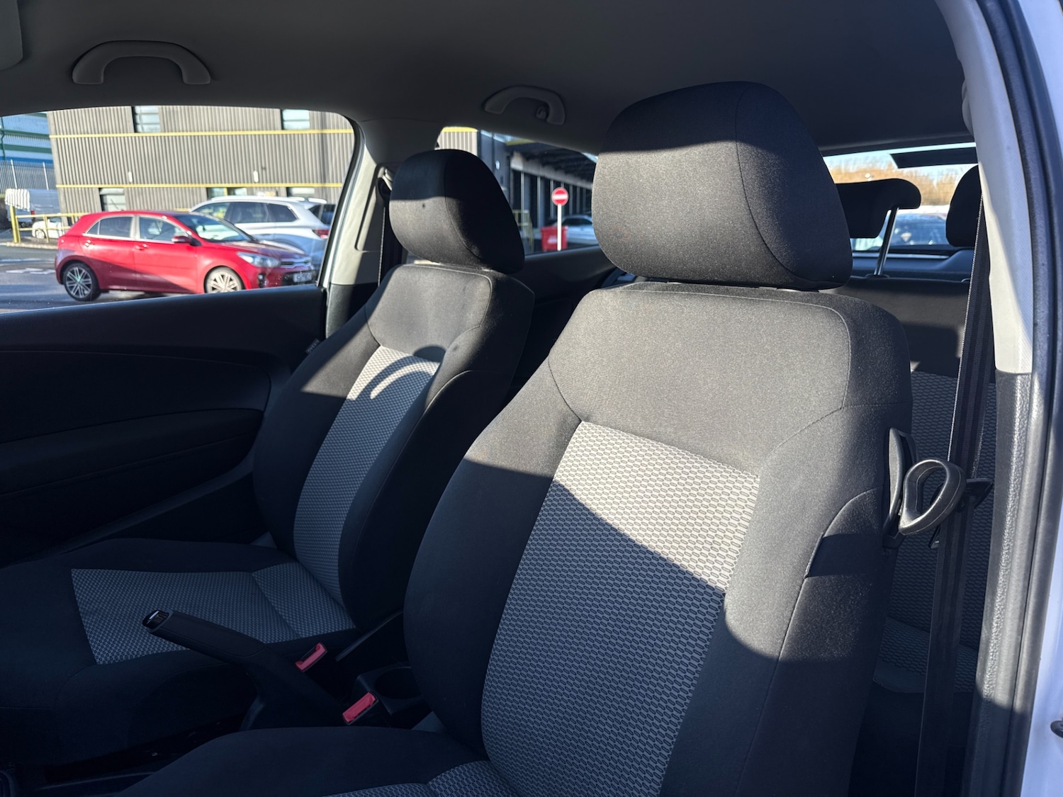 Used Volkswagen Polo 2012 for sale - 76757191: Photo 14