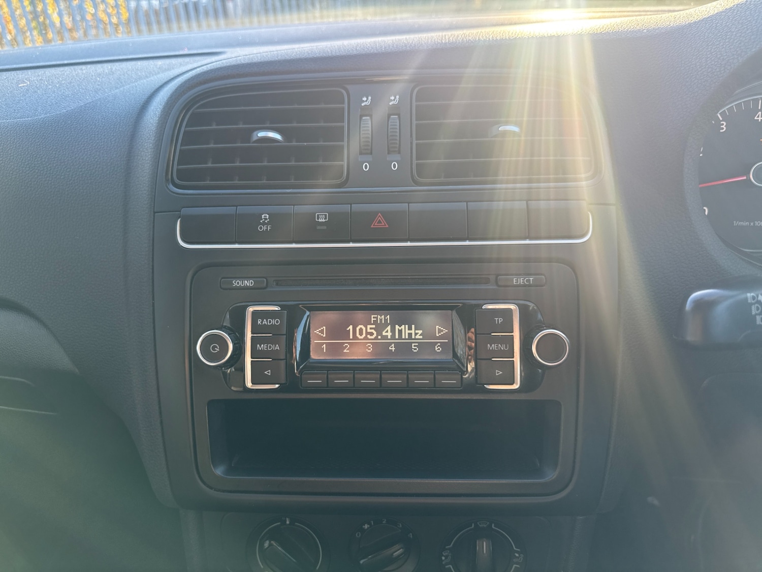 Used Volkswagen Polo 2012 for sale - 76757191: Photo 25