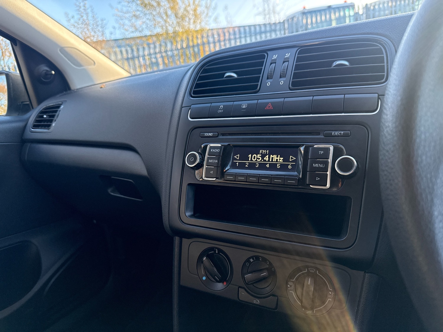 Used Volkswagen Polo 2012 for sale - 76757191: Photo 27