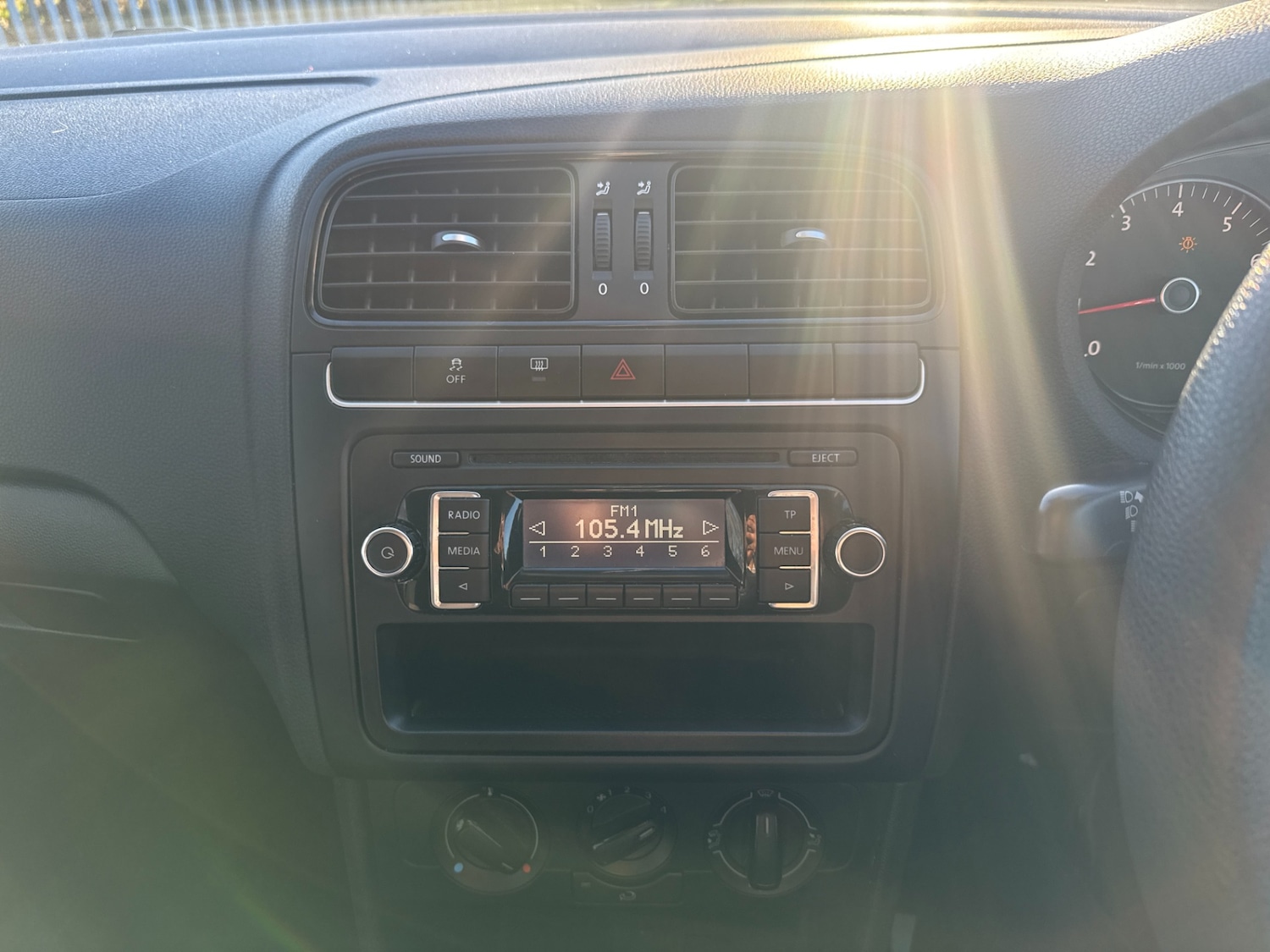 Used Volkswagen Polo 2012 for sale - 76757191: Photo 29