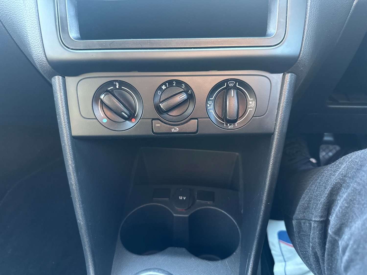 Used Volkswagen Polo 2012 for sale - 76757191: Photo 30