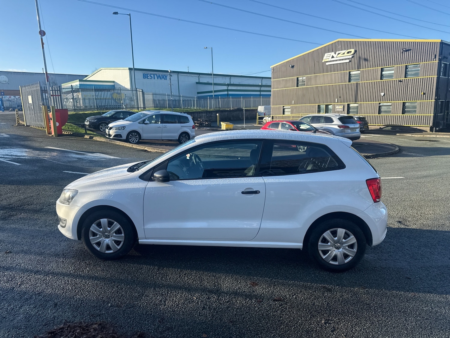 Used Volkswagen Polo 2012 for sale - 76757191: Photo 6