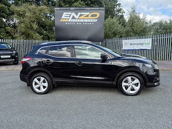 Used Nissan Qashqai 2017 for sale - 79477570: Photo