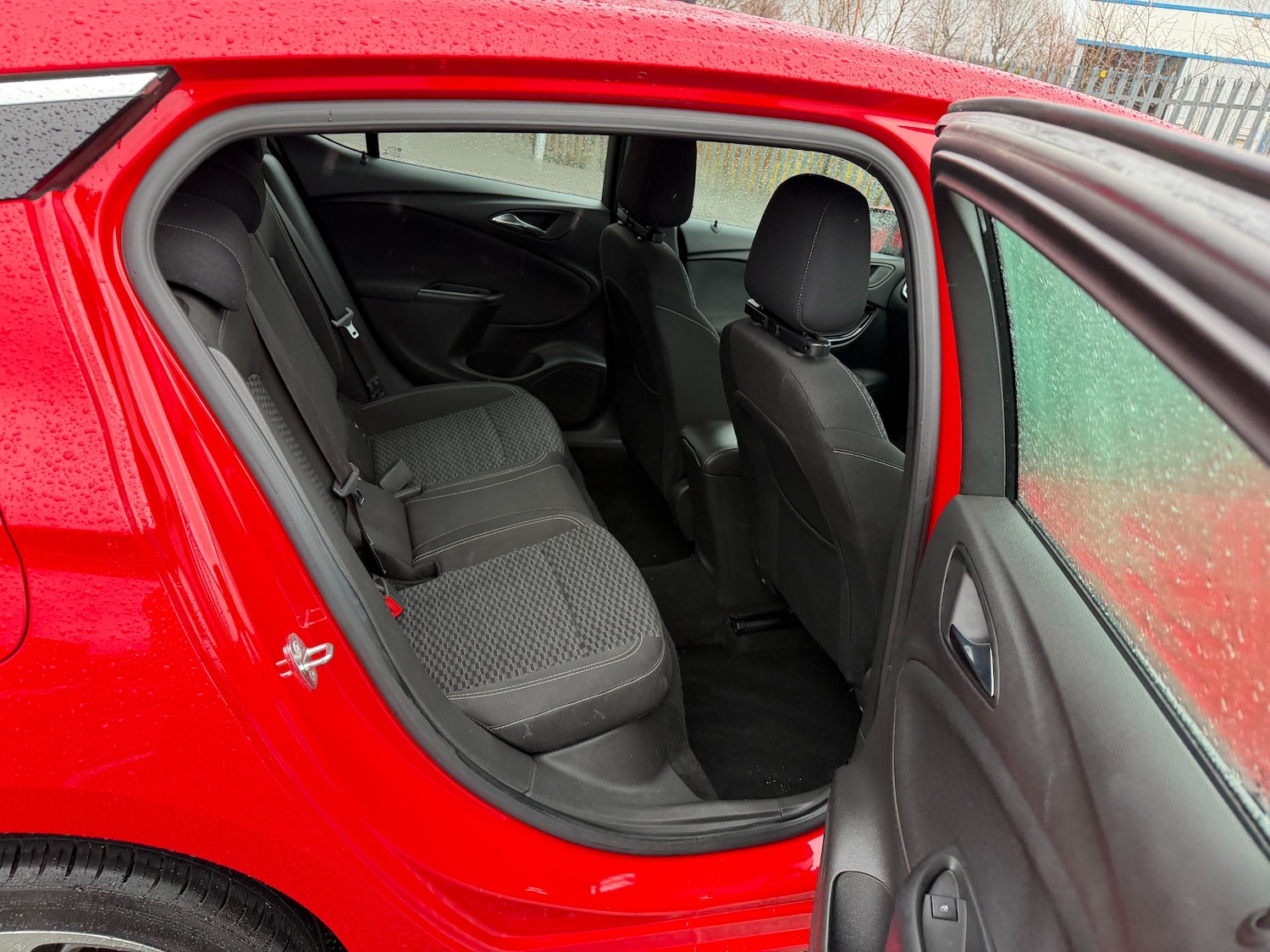 Used Vauxhall Astra 2016 for sale - 77170758: Photo 18