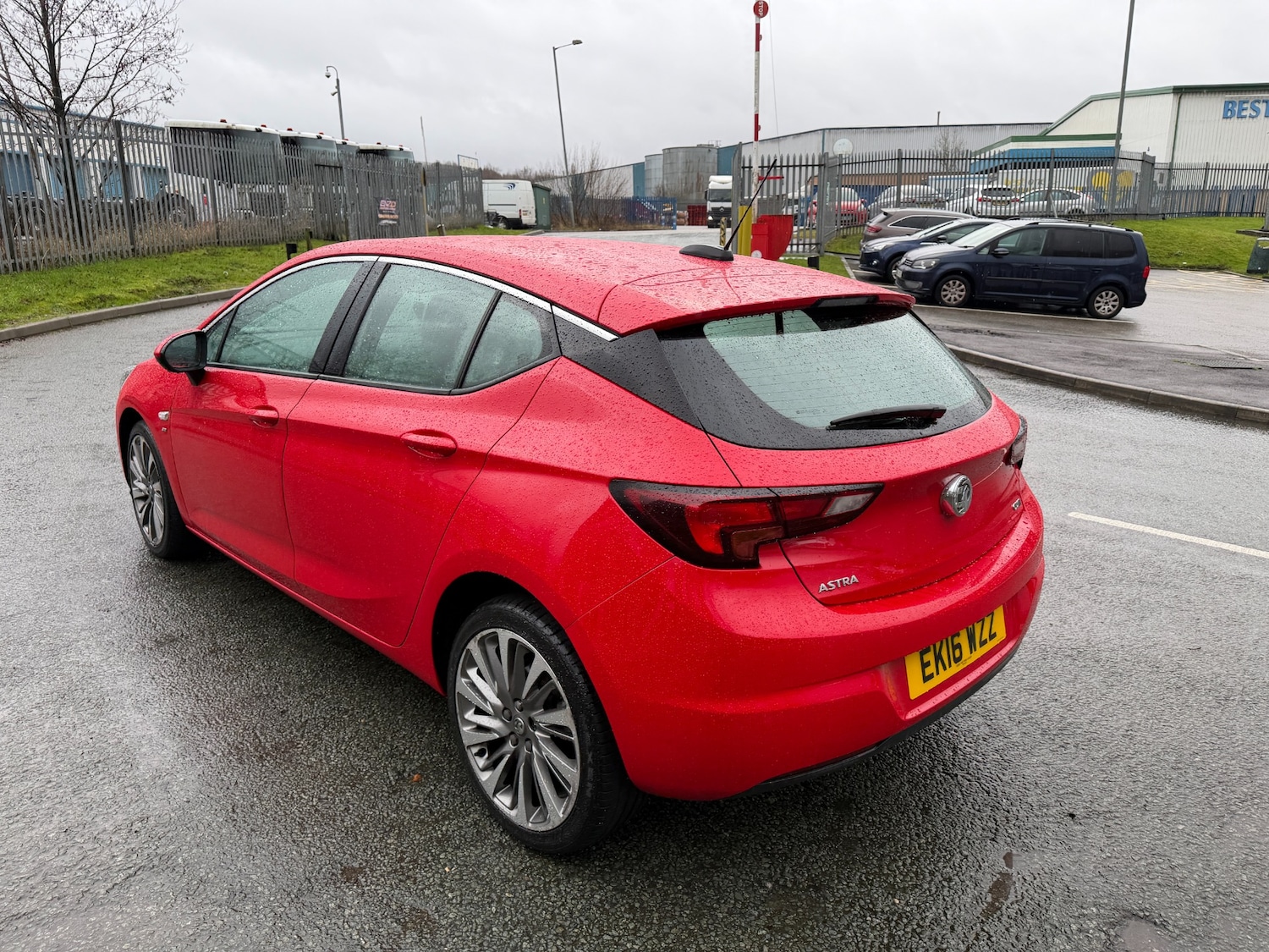 Used Vauxhall Astra 2016 for sale - 77170758: Photo 5