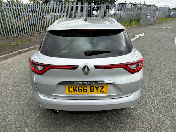Used Renault Megane 2016 for sale - 75737433: Photo 4