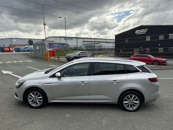 Used Renault Megane 2016 for sale - 75737433: Photo 6