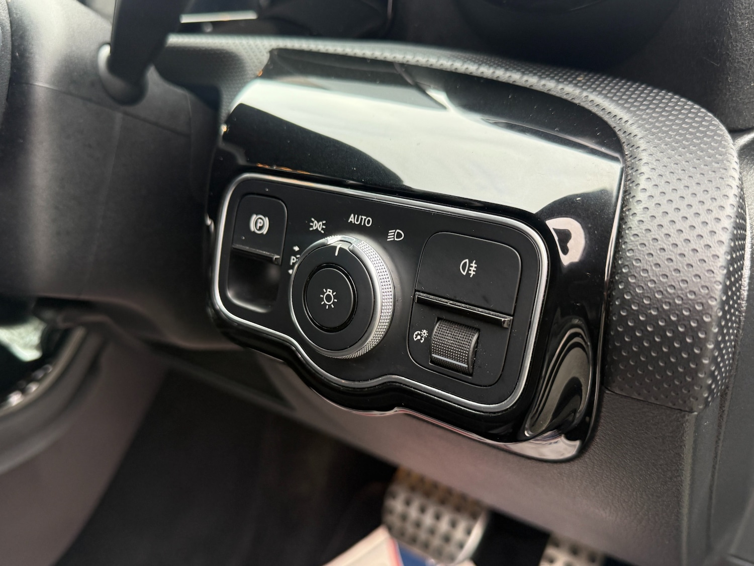 Used Mercedes-Benz A-Class 2019 for sale - 77700974: Photo 17