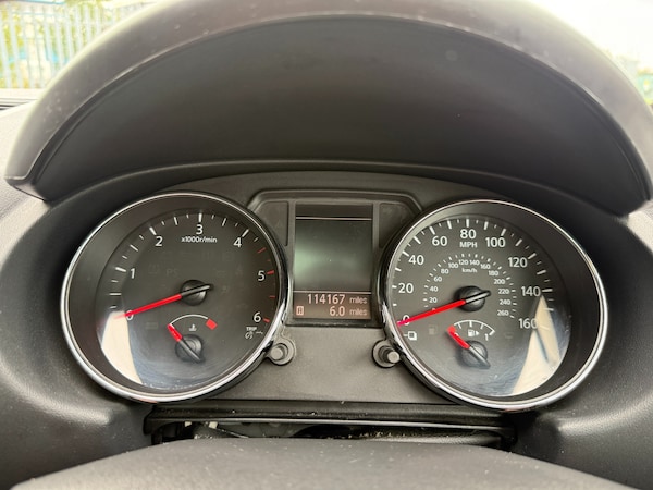 Used Nissan Qashqai 2010 for sale - 76243106: Photo 17