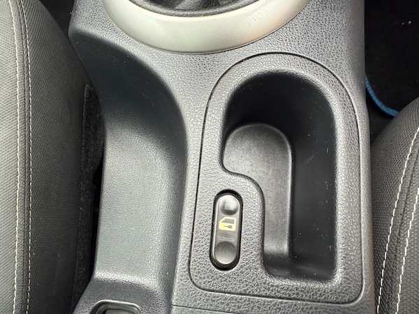 Used Nissan Qashqai 2010 for sale - 76243106: Photo 22