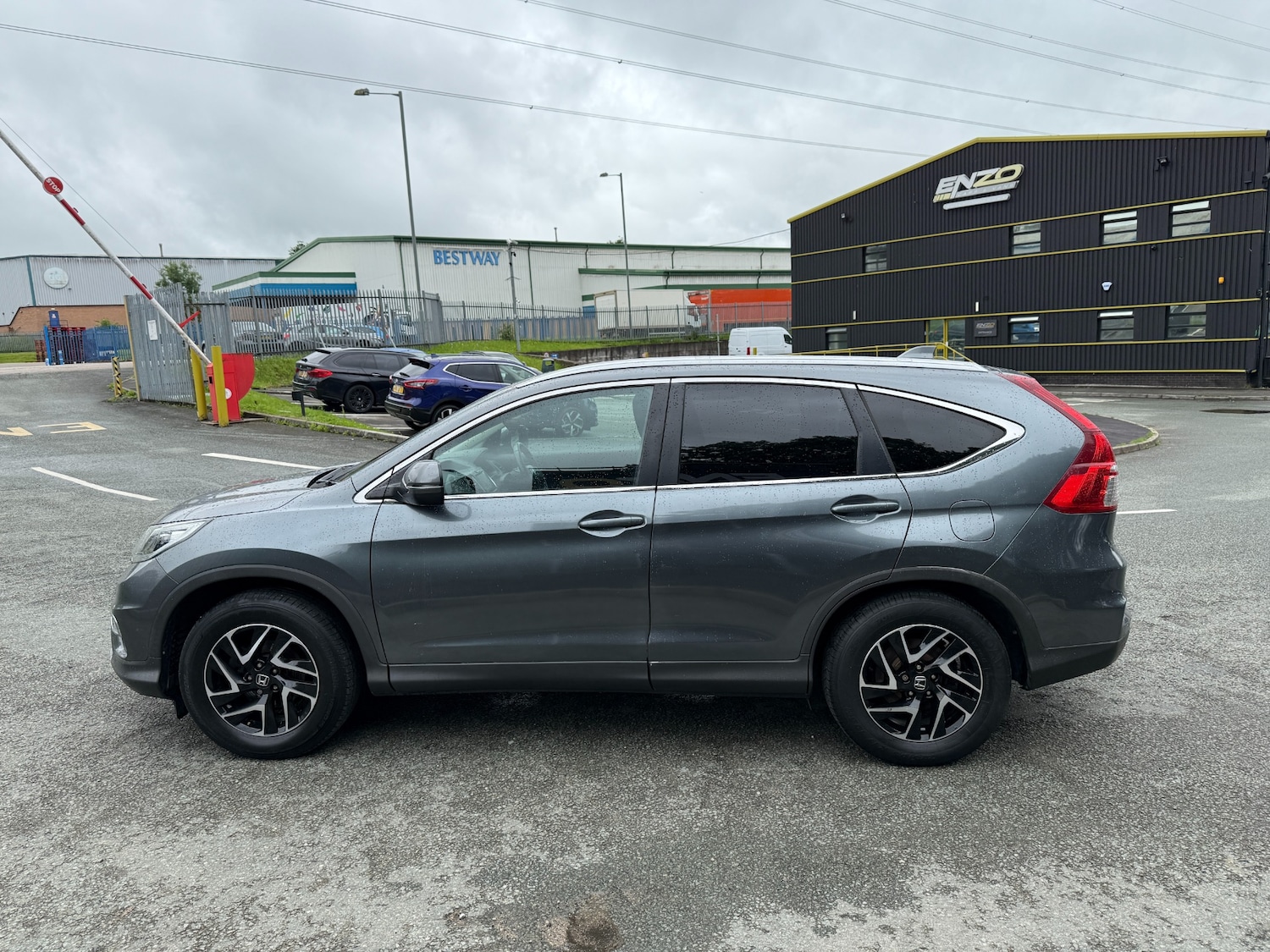 Used Honda CR-V 2016 for sale - 76312499: Photo 6