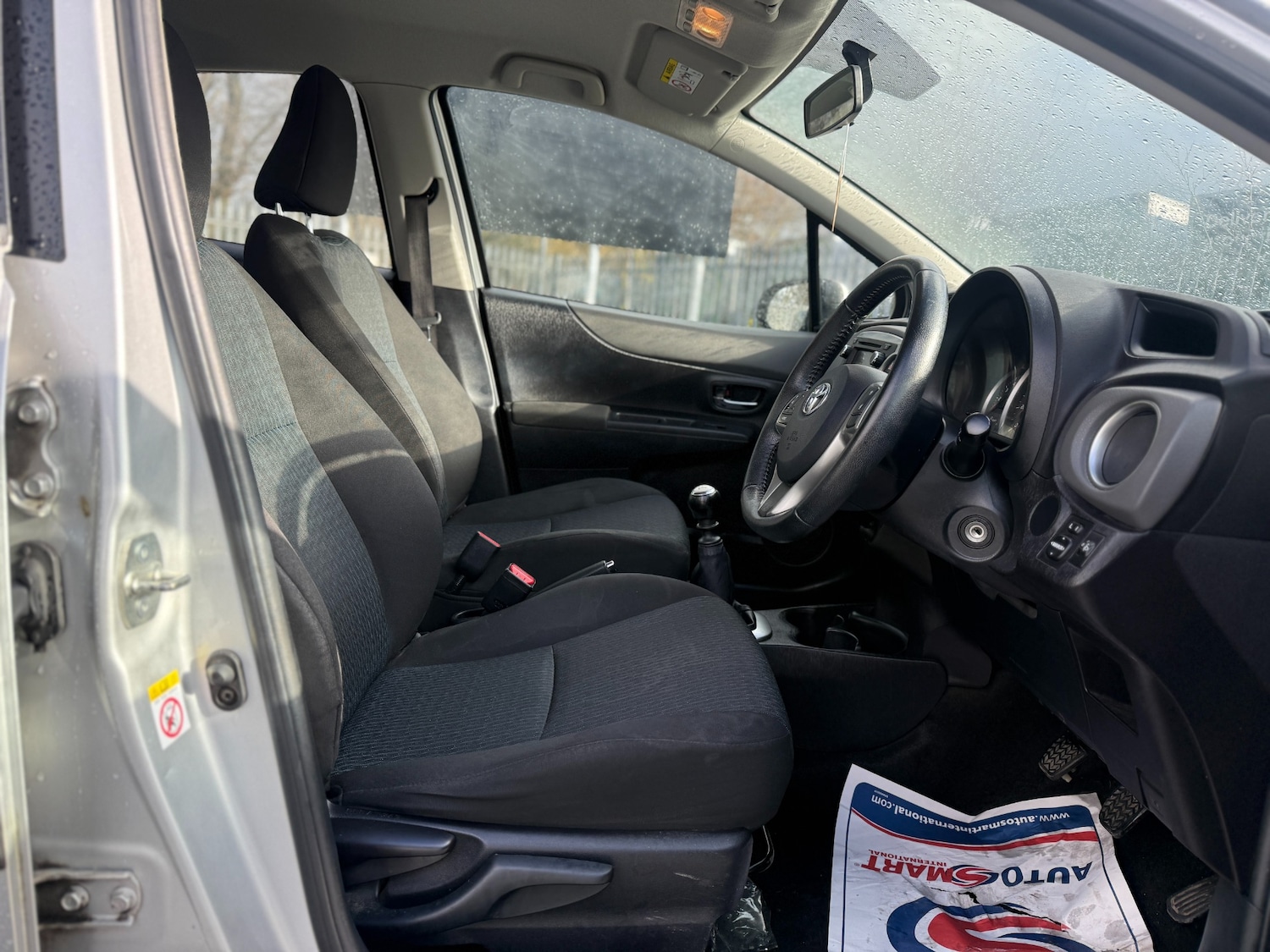 Used Toyota Yaris 2013 for sale - 77568525: Photo 17