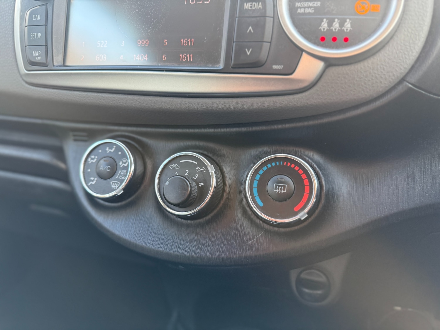 Used Toyota Yaris 2013 for sale - 77568525: Photo 26