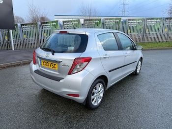 Used Toyota Yaris 2013 for sale - 77568525: Photo